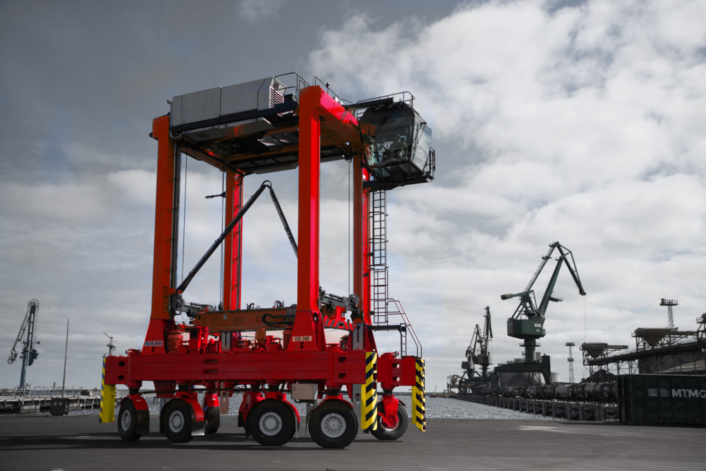 Kalmar Straddle Carrier